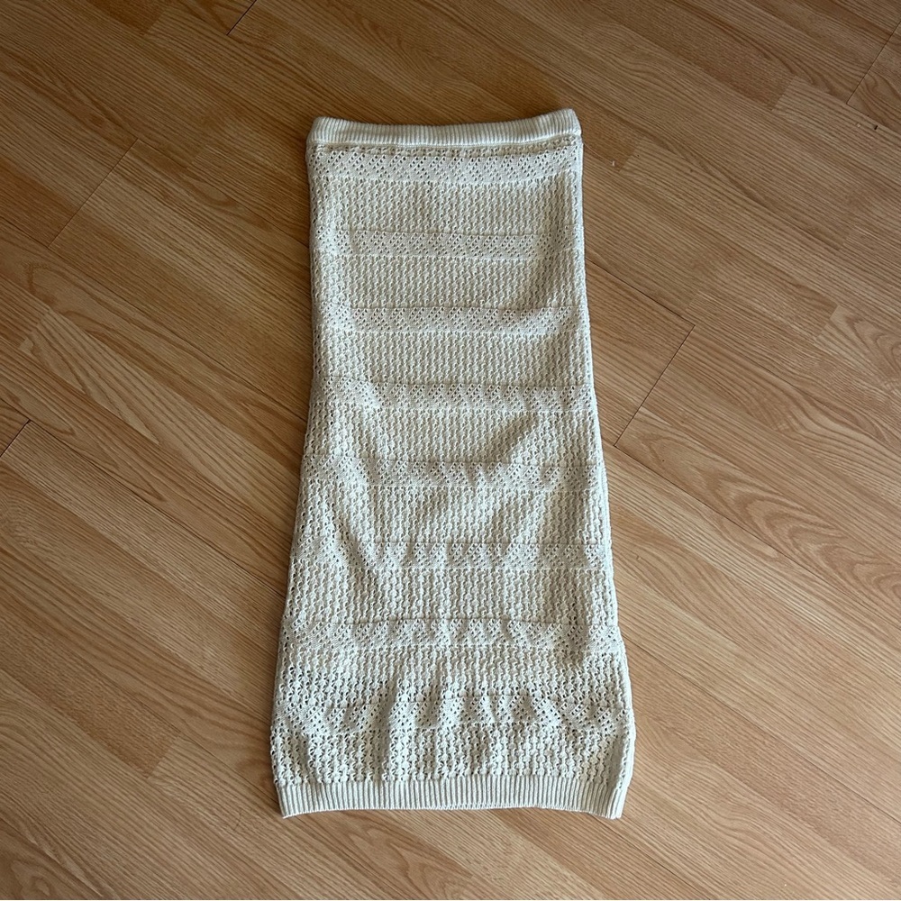 Freshmen 1996 Beige Crochet Lined Skirt Medium